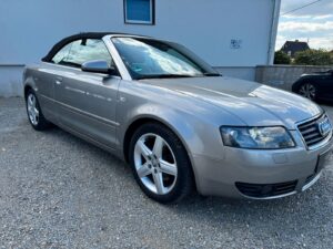 Fahrzeugabbildung Audi A4 Cabriolet 3.0* 1 HAND*XENON*NAVI*AUTOMATIK*