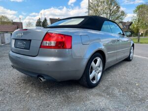 Fahrzeugabbildung Audi A4 Cabriolet 3.0* 1 HAND*XENON*NAVI*AUTOMATIK*