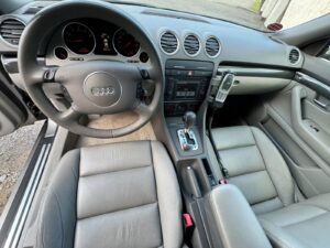Fahrzeugabbildung Audi A4 Cabriolet 3.0* 1 HAND*XENON*NAVI*AUTOMATIK*