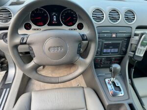 Fahrzeugabbildung Audi A4 Cabriolet 3.0* 1 HAND*XENON*NAVI*AUTOMATIK*