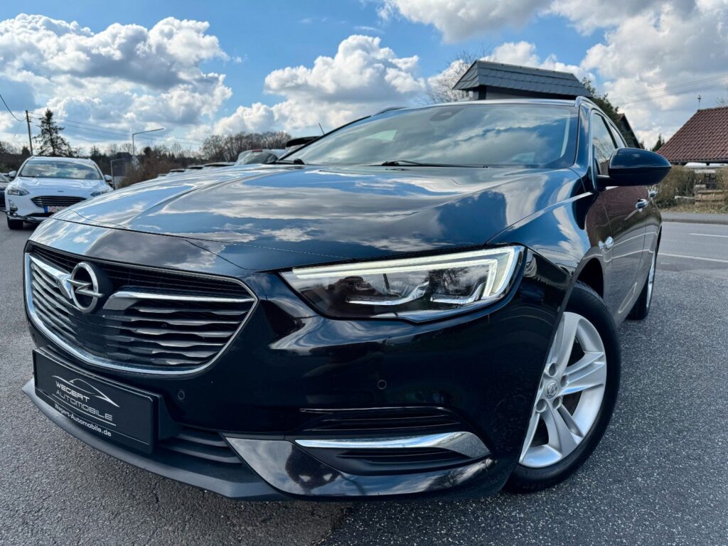 Opel Insignia B Sports Tourer*LED*HUD*AUTOMATIK*AHK*