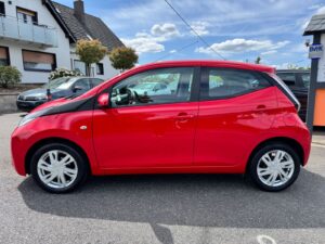 Fahrzeugabbildung Toyota Aygo AYGO x-play touch* CAM*WENIG KM*
