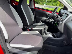 Fahrzeugabbildung Toyota Aygo AYGO x-play touch* CAM*WENIG KM*