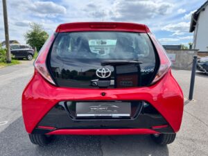 Fahrzeugabbildung Toyota Aygo AYGO x-play touch* CAM*WENIG KM*