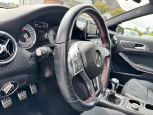 Fahrzeugabbildung Mercedes-Benz A 200*AMG PAKET*H&K SOUND*WENIG KM*