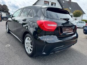 Fahrzeugabbildung Mercedes-Benz A 200*AMG PAKET*H&K SOUND*WENIG KM*