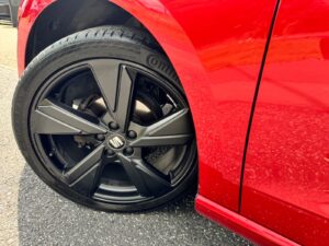 Fahrzeugabbildung SEAT Ibiza FR*LED*NAVI*CARPLAY*18"*