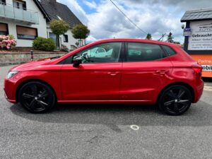 Fahrzeugabbildung SEAT Ibiza FR*LED*NAVI*CARPLAY*18"*
