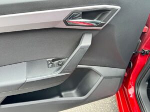 Fahrzeugabbildung SEAT Ibiza FR*LED*NAVI*CARPLAY*18"*