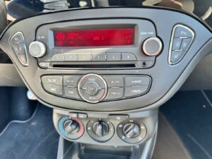 Fahrzeugabbildung Opel Corsa E Color Edition*OPC-LINE*BI-XENON*WENIG KM