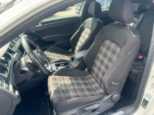 Fahrzeugabbildung Volkswagen Golf VII Lim. GTI Performance BMT*DSG*NAVI* 18"