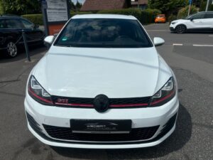 Fahrzeugabbildung Volkswagen Golf VII Lim. GTI Performance BMT*DSG*NAVI* 18"