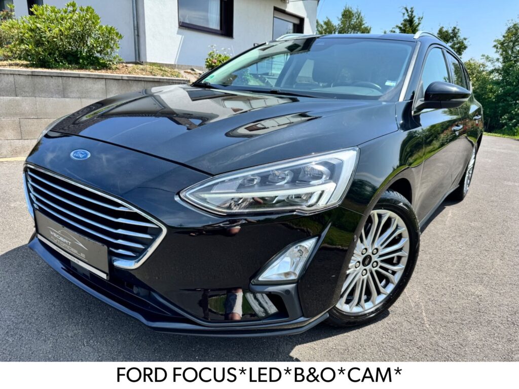 Ford Focus Turnier Titanium*LED*CAM*B&O*PARKPILOT*