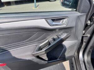Fahrzeugabbildung Ford Focus Turnier Cool & Connect*LED*CAM* 8 GANG