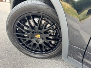 Fahrzeugabbildung Porsche Cayenne S*WENIG KM*BOSE*LUFT*CAM*AHK*