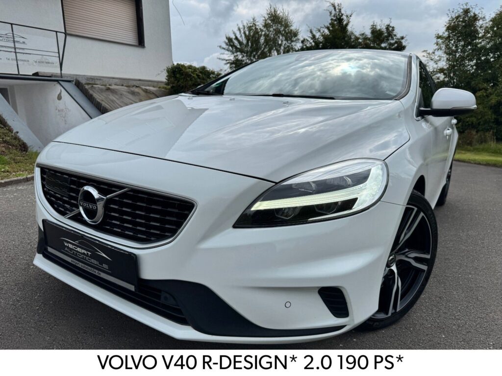 Volvo V40 Momentum*R-DESIGN*LED*CAM*