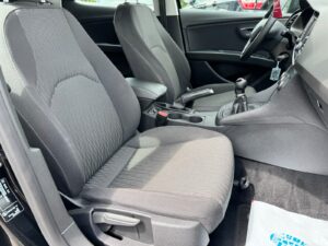 Fahrzeugabbildung SEAT Leon Style* ERDGAS* 1 HAND* MEDIA PLUS*AHK*
