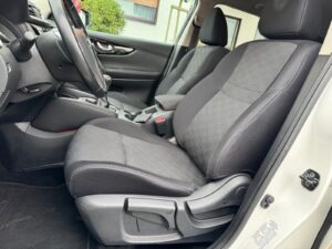 Fahrzeugabbildung Nissan Qashqai N-Connecta*360 CAM*AHK*SPUR*