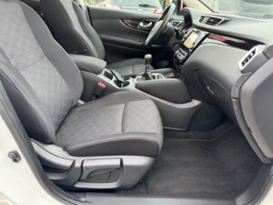 Fahrzeugabbildung Nissan Qashqai N-Connecta*360 CAM*AHK*SPUR*