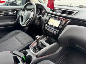 Fahrzeugabbildung Nissan Qashqai N-Connecta*360 CAM*AHK*SPUR*
