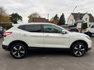 Fahrzeugabbildung Nissan Qashqai N-Connecta*360 CAM*AHK*SPUR*