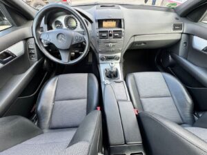 Fahrzeugabbildung Mercedes-Benz C 180 Lim. Kompressor*AMG SPORTPAKET*