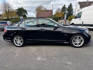 Fahrzeugabbildung Mercedes-Benz C 180 Lim. Kompressor*AMG SPORTPAKET*