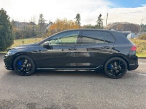 Fahrzeugabbildung Volkswagen Golf VIII Lim. R 4Motion* BLACK EDITION*