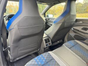 Fahrzeugabbildung Volkswagen Golf VIII Lim. R 4Motion* BLACK EDITION*