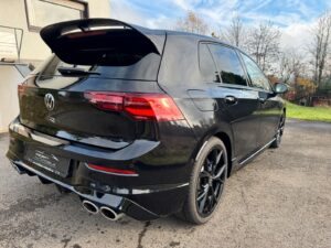 Fahrzeugabbildung Volkswagen Golf VIII Lim. R 4Motion* BLACK EDITION*