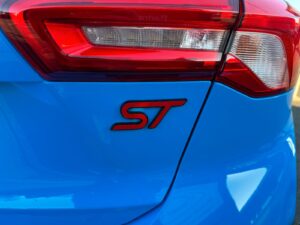 Fahrzeugabbildung Ford Focus Lim. ST*PERFORMANCE*EDITION* LED*CAM*B&O*