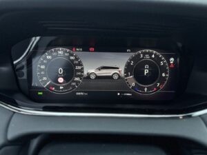 Fahrzeugabbildung Land Rover Evoque R-Dynamic SE*LED*HUD*4xSZH*MERIDIAN*360°*
