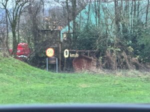 Fahrzeugabbildung Land Rover Evoque R-Dynamic SE*LED*HUD*4xSZH*MERIDIAN*360°*