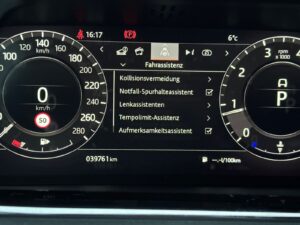 Fahrzeugabbildung Land Rover Evoque R-Dynamic SE*LED*HUD*4xSZH*MERIDIAN*360°*