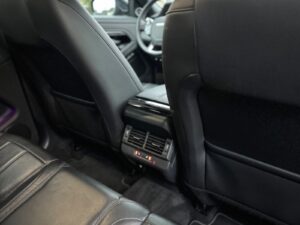 Fahrzeugabbildung Land Rover Evoque R-Dynamic SE*LED*HUD*4xSZH*MERIDIAN*360°*