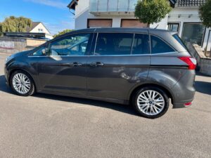 Fahrzeugabbildung Ford Grand C-Max Titanium*AUTOMATIK*CAM*AHK*