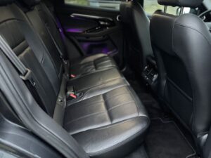 Fahrzeugabbildung Land Rover Evoque R-Dynamic SE*LED*HUD*4xSZH*MERIDIAN*360°*