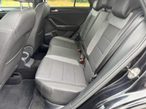 Fahrzeugabbildung Volkswagen T-Roc Sport* R-LINE*DSG*19"*AHK*