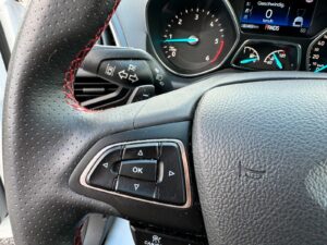 Fahrzeugabbildung Ford Kuga ST-Line*4X4*F-1 WIPPEN*CAM*SONY*