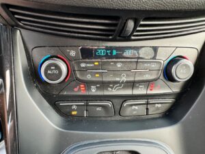 Fahrzeugabbildung Ford Kuga ST-Line*4X4*F-1 WIPPEN*CAM*SONY*