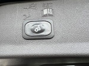 Fahrzeugabbildung Ford Kuga ST-Line*4X4*F-1 WIPPEN*CAM*SONY*