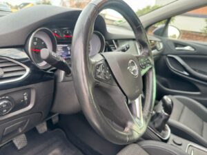 Fahrzeugabbildung Opel Astra K Sports Tourer Innovation*LED*CAM*SPUR*