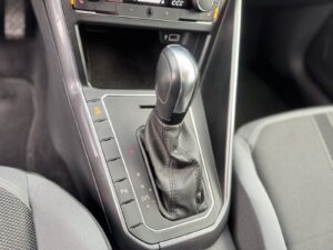 Fahrzeugabbildung Volkswagen Polo VI Highline*DSG* LED * ACC* WHITE SILVER*