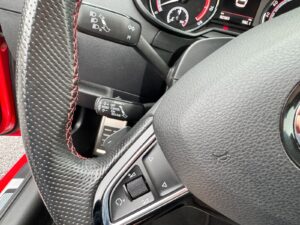 Fahrzeugabbildung SKODA Octavia Combi RS 245*LED*DSG*PANO*CAM*VELVET ROT