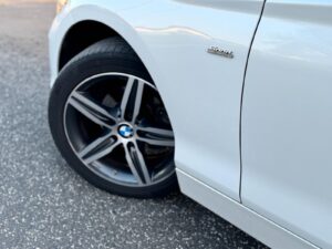 Fahrzeugabbildung BMW 118 d Edition Sport Line Shadow*LED*AUTOMATIK*