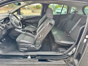 Fahrzeugabbildung Ford B-Max Sync Edition