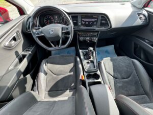 Fahrzeugabbildung SEAT Leon FR*1.4TSI*LED*PANO*PURE RED*EMOTION*2 HAND*