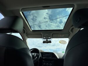 Fahrzeugabbildung SEAT Leon FR*1.4TSI*LED*PANO*PURE RED*EMOTION*2 HAND*