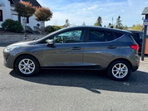 Fahrzeugabbildung Ford Fiesta Titanium* 2 HAND*WENIG KM*GARANTIE*