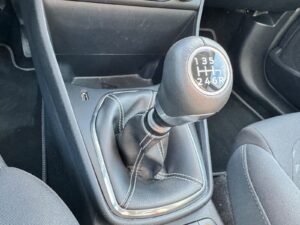 Fahrzeugabbildung Ford Fiesta Titanium* 2 HAND*WENIG KM*GARANTIE*